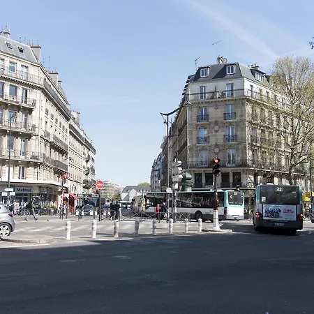 Veeve - Balcony Over The Tree-lined Boulevard Paris