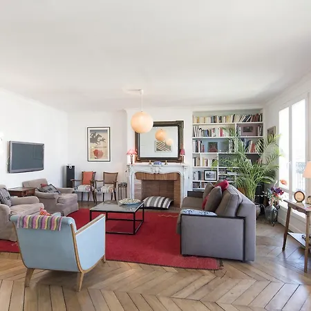 Veeve - Balcony Over The Tree-lined Boulevard * Paris