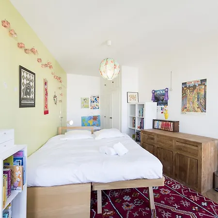 Appartement Veeve - Balcony Over The Tree-lined Boulevard Parijs